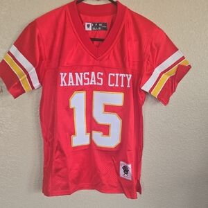 Kansas City Chiefs Patrick Mahomes #15 Jersey – Size Small (Youth)
